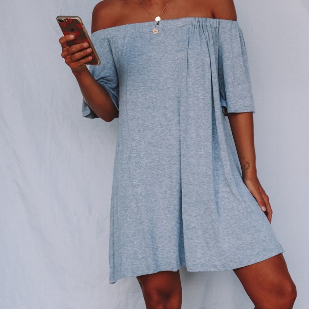 The Fifth Label Off Shoulder Dress Gray‎